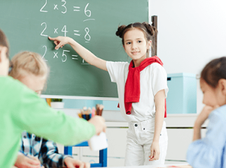 Enfant cours de mathématique